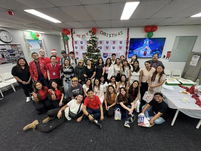 The SMIC community celebrating Christmas — photo 1