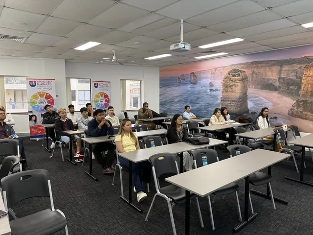 Students attending a SMIC Career Hub session — photo 8