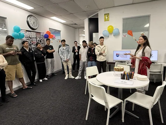 Students attending a SMIC Career Hub session — photo 39