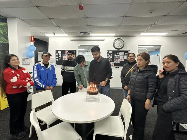 Students attending a SMIC Career Hub session — photo 41