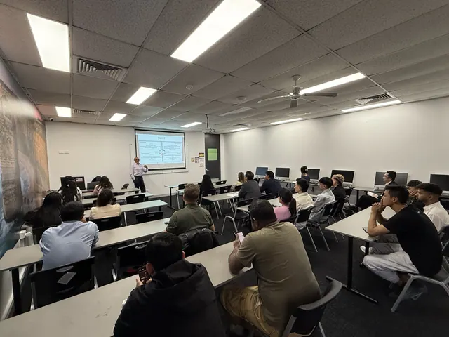 Students attending a SMIC Career Hub session — photo 45