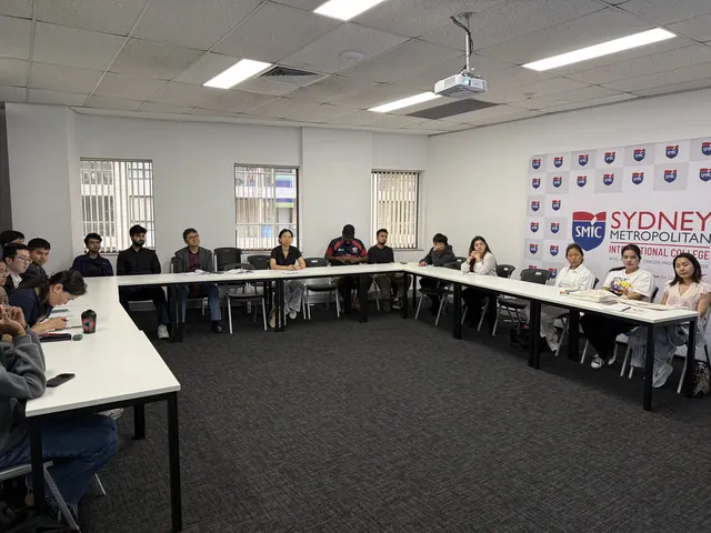 Students attending a SMIC Career Hub session — photo 55
